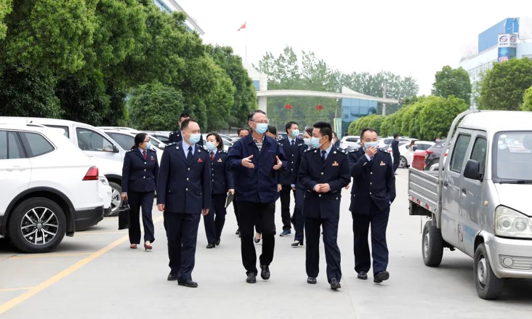 隨州市稅務局與程力汽車集團共同舉辦“減稅費優服務，助復產促發展 ”